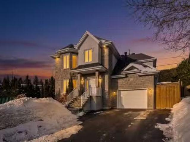 131 Rue De St Vallier, Gatineau Gatineau, QC, J8V 3V6 hous.