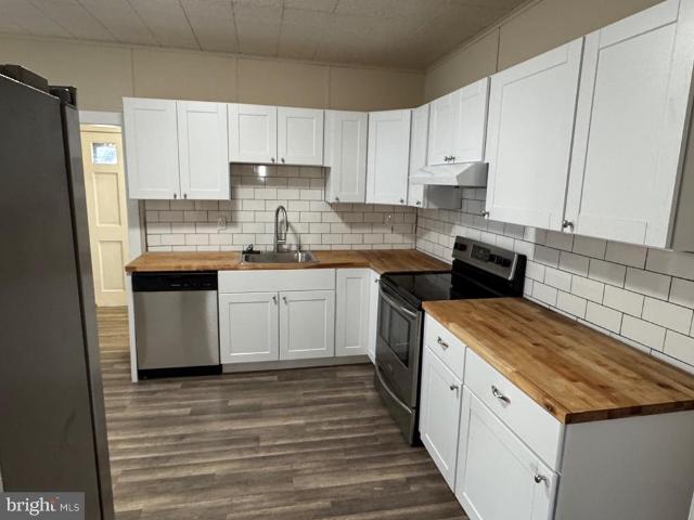 131 W Main Street