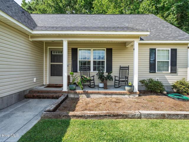131 Woodbury Farm Drive