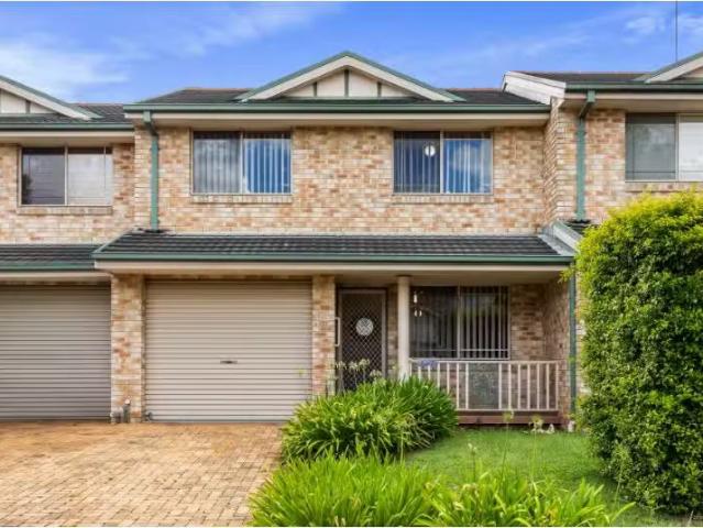13/246 250 Great Western Highway, Emu Plains Townhouse for ren.