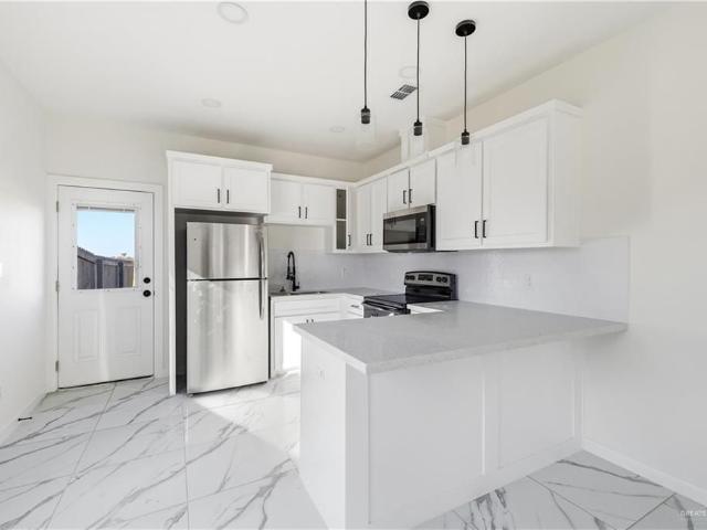 1324 N Abesam Ave #1, Edinburg, US, TX