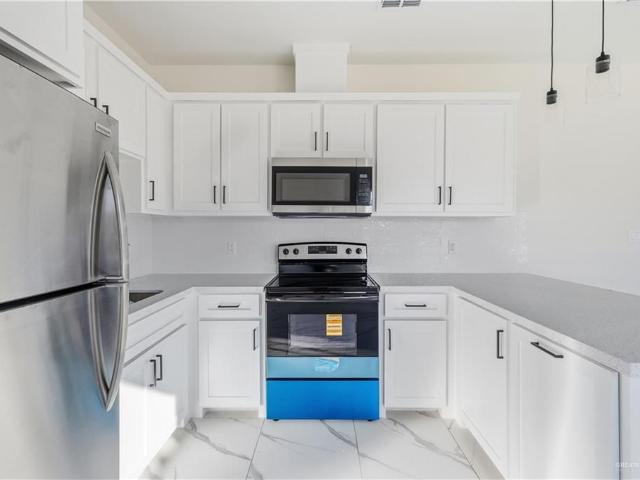 1324 N Abesam Ave #3, Edinburg, US, TX