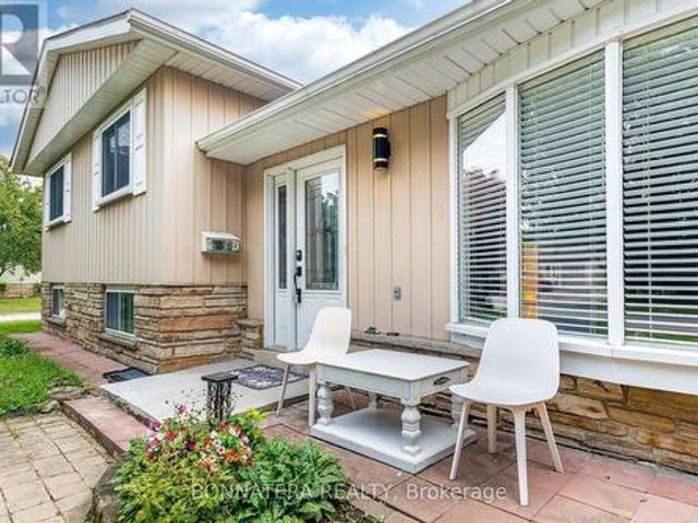 1324 Aldridge Crescent, Burlington, ON, L7M 1J1 house for sale | Listing ID W13667 | Royal LePage