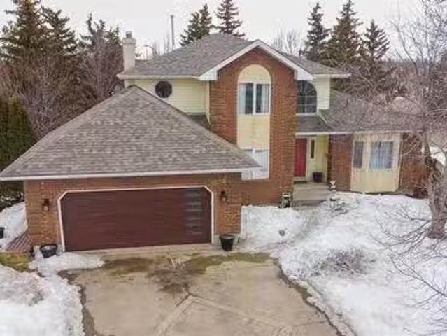 1324 Benjamin Crescent N, Regina, SK, S4X 4K1 house for sale.