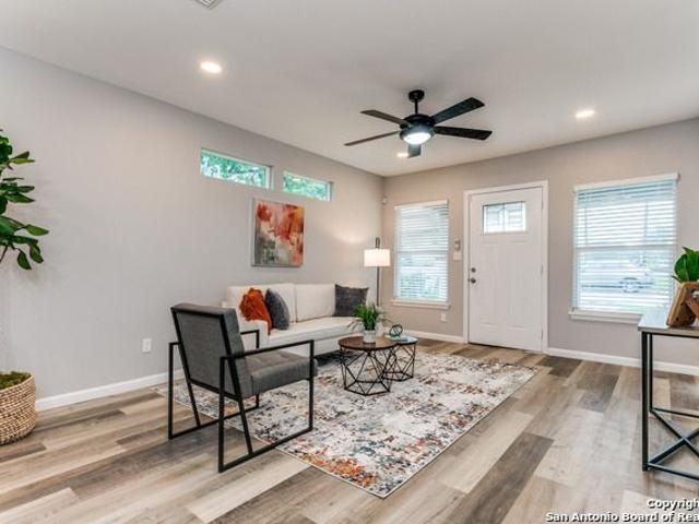 1324 e carson st, san antonio, us, tx