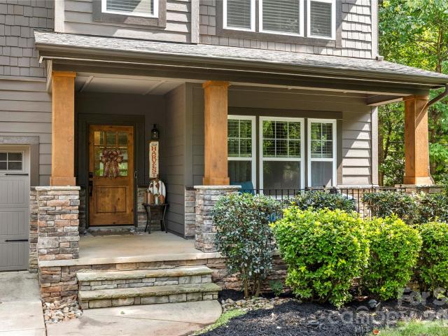 1324 Huntcliff Drive