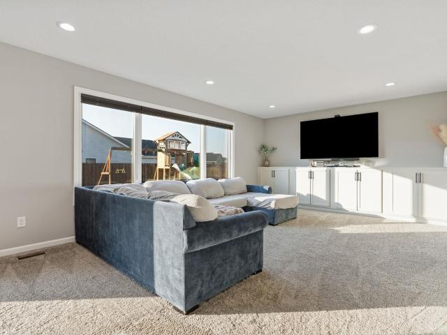 13255 Silk Tree Trail