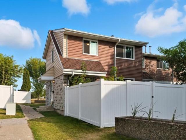 1325 Street Nw, Edmonton, AB, T5A 3L5 townhouse for sale | Listing ID E4500 | Royal LePage