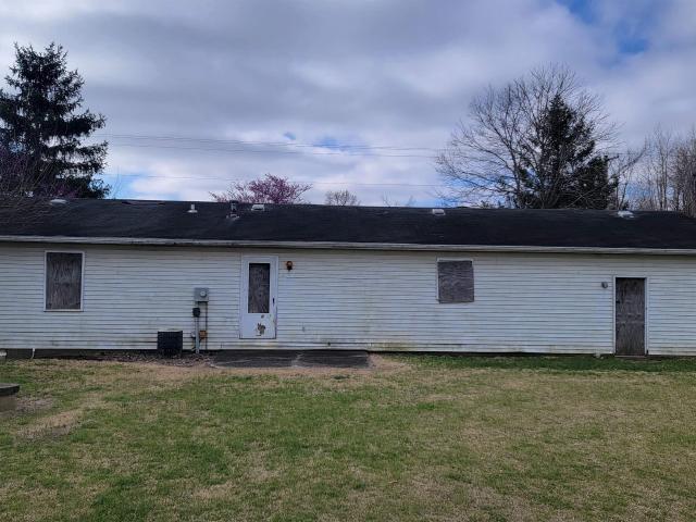 1325 W Mackey Ferry Road
