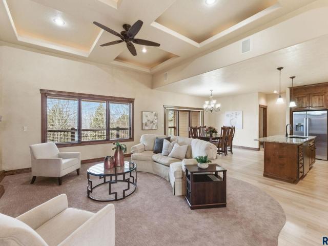 1325 W Wicklow Ct Court, Sioux Falls, US, SD