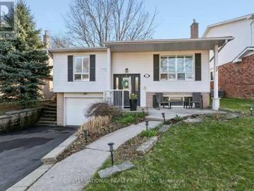 House for sale in Halton - Garden, Office room