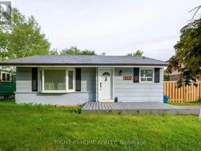1327 Commerce Street, Pickering, ON, L1W 1E1 house for sale | Listing ID E13743 | Royal LePage