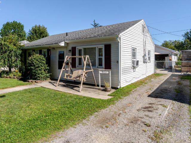 1327 Fleetwood Drive