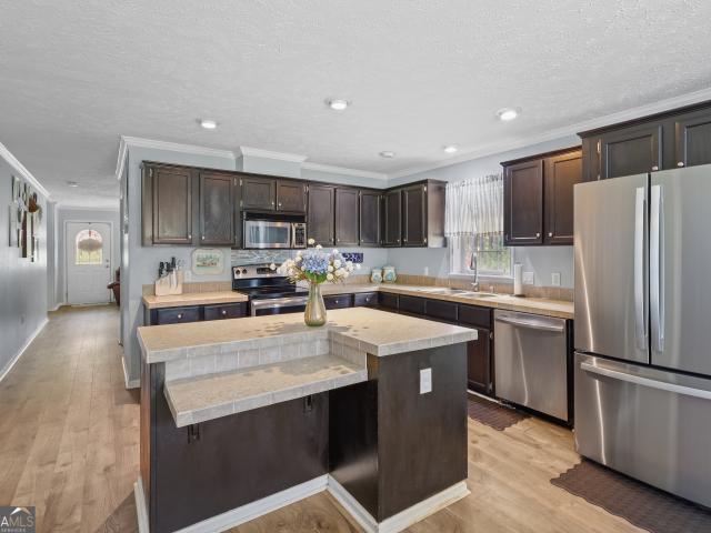 1327 R L Roberts Road