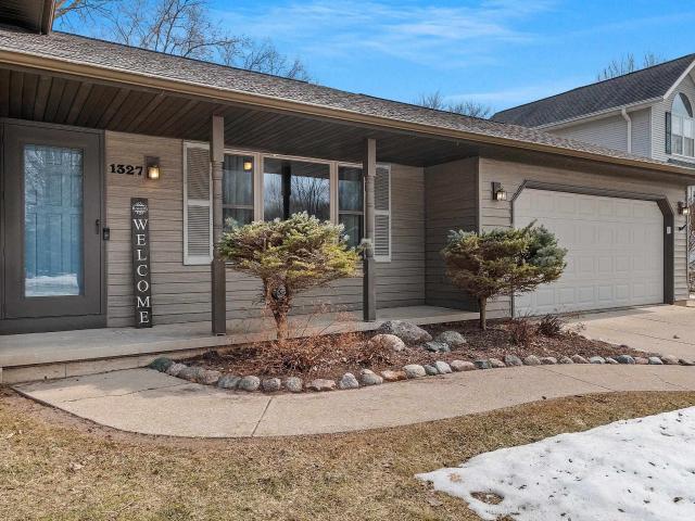 1327 sandstone place