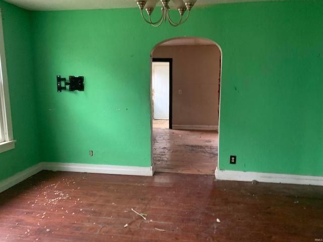 1327 Spear Street