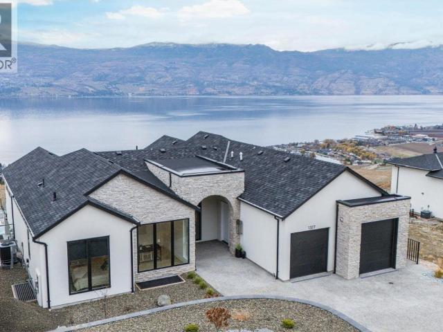 1327 Vineyard Drive