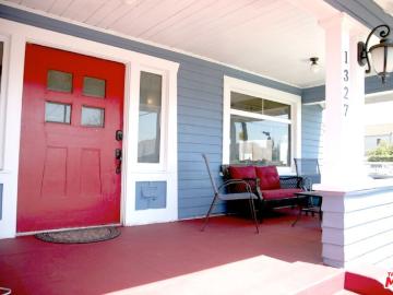 1327 W 35th St, Los Angeles, CA 90007 | MLS #26671