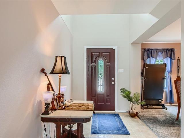 1329 Amberwood Loop