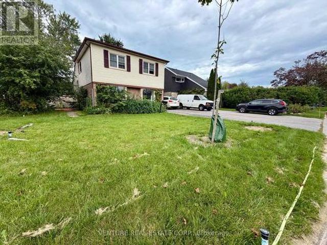Rear 1329 Belair Crescent, Oshawa, ON, L1K 1G9 house for lease | Listing ID E13787 | Royal LePage