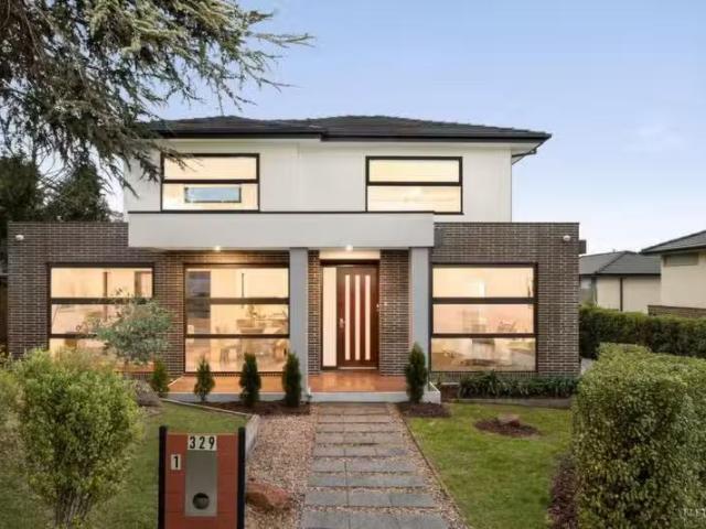 1/329 George Street, Doncaster VIC 3108 Townhouse Auction