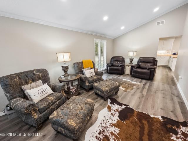 1329 Pine Glen Circle