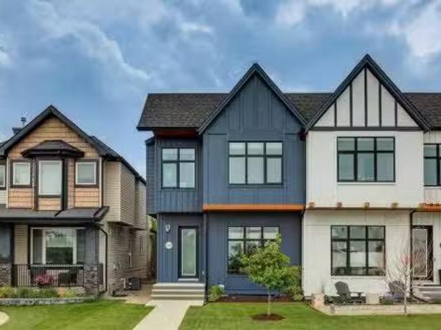 1329 Regal Crescent Ne, Calgary, AB, T2E 5H4 house for sale.