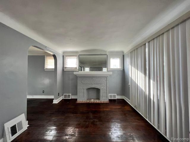 13207 Compass Street