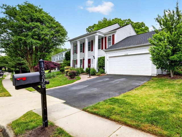13205 Oak Farm Drive