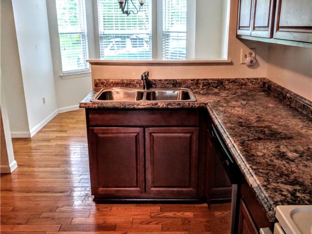 1320 Meadowbrook