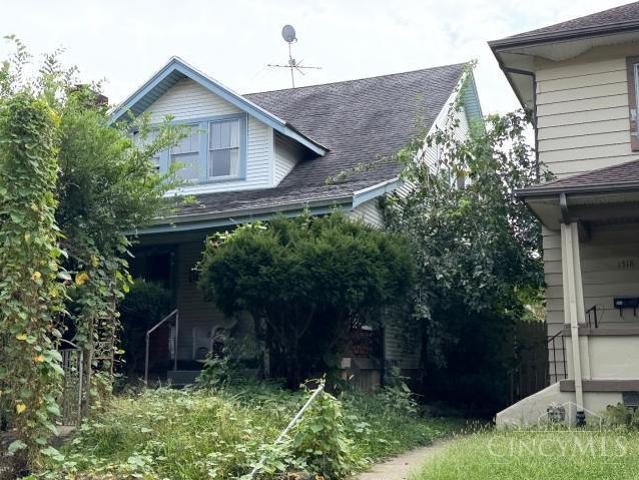 1320 Demphle Avenue