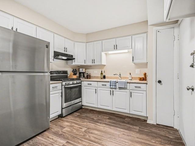 1320 Lore Lane # 107B