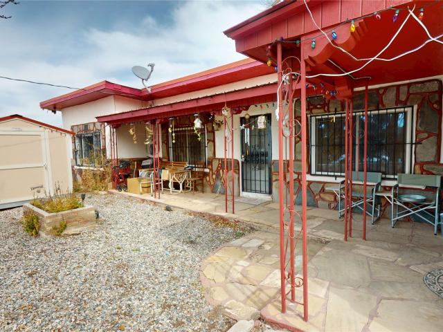 1320 Private Drive 18