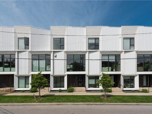 1320 W 58th Street