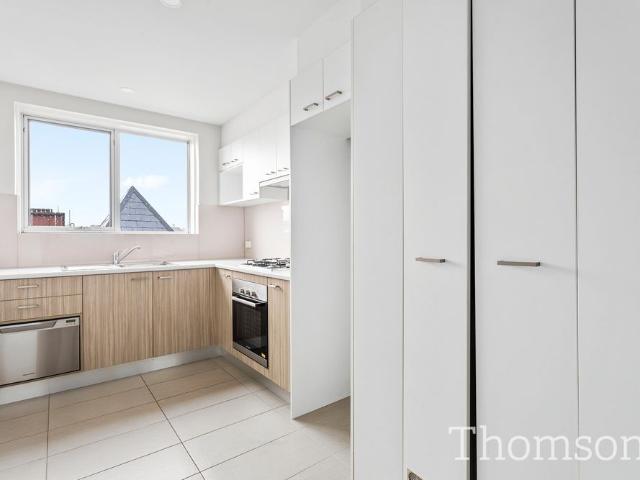 13/218 Lennox Street RICHMOND