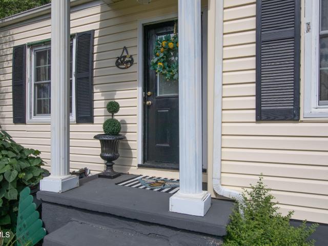 1321 Holly Court