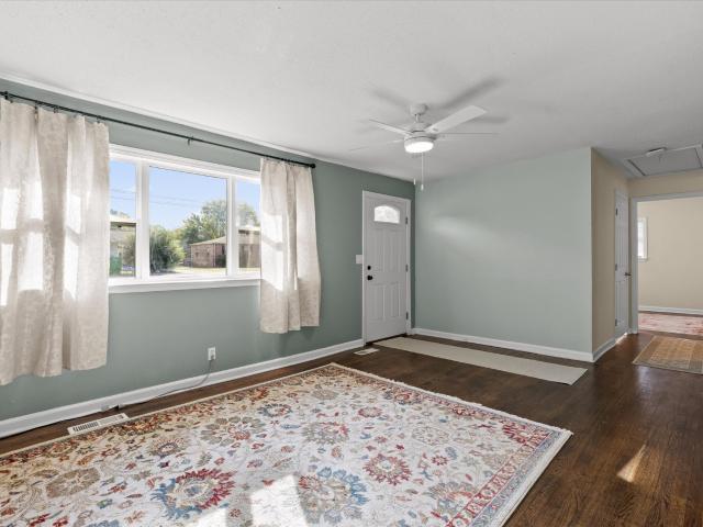 1321 Raydine Ln