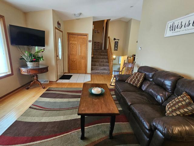 1321 Ridgewood Drive