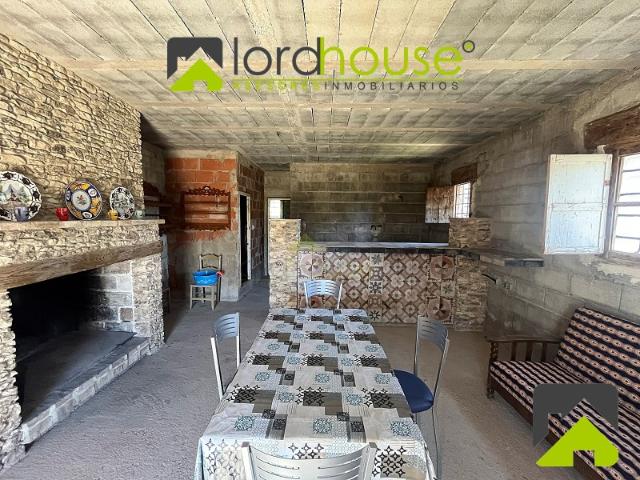 1322 Cortijo obra nueva con 45.800 m² y olivar Lorca