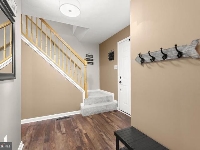 1322 Holt Court