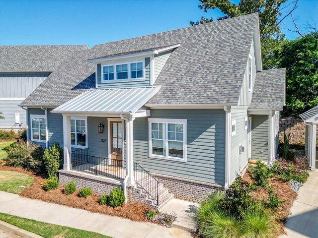 1322 Pleasant Dr, Oxford, MS 38655