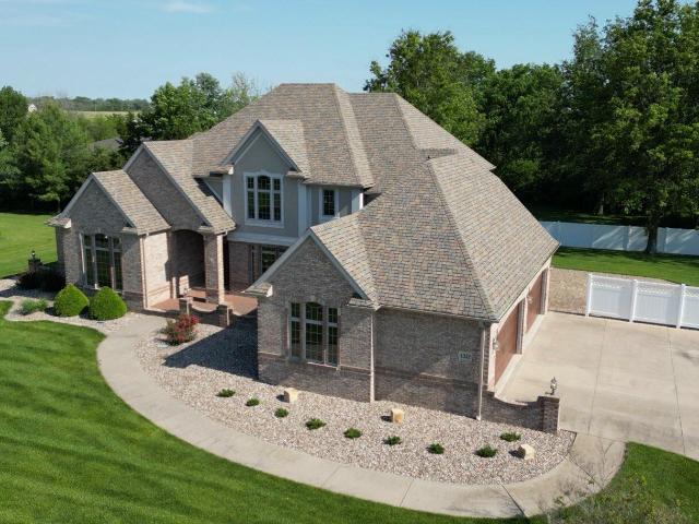 1322 ryan dr