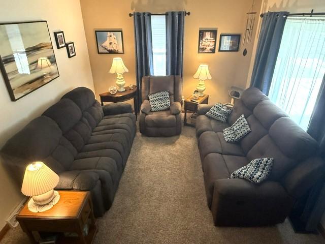 1322 W 40TH Street