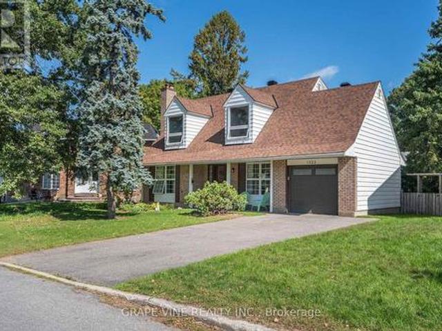 1323 Fernwood Drive, Ottawa, ON, K1V 7J8 house for sale | Listing ID X13788 | Royal LePage