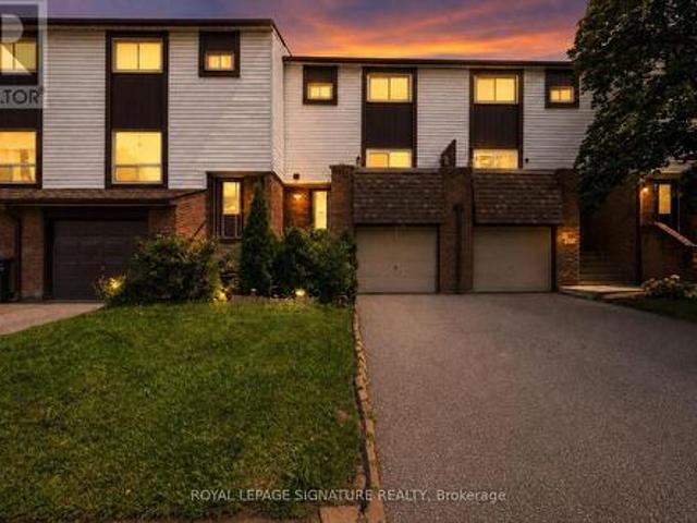 132 1 Dundix Road, Mississauga, ON, L4Y 3Y9 townhouse for sale | Listing ID W13668 | Royal LePage