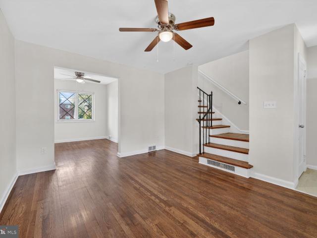 132 33rd St NE, Washington, DC 20019 | MLS #DCDC2256