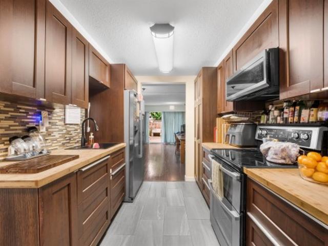 132 7476 Street, Surrey, BC, V3W 6G4 townhouse for sale | Listing ID R3161 | Royal LePage