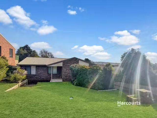 132 Caroline Street, EAST DEVONPORT, TAS 7310 House for Rent