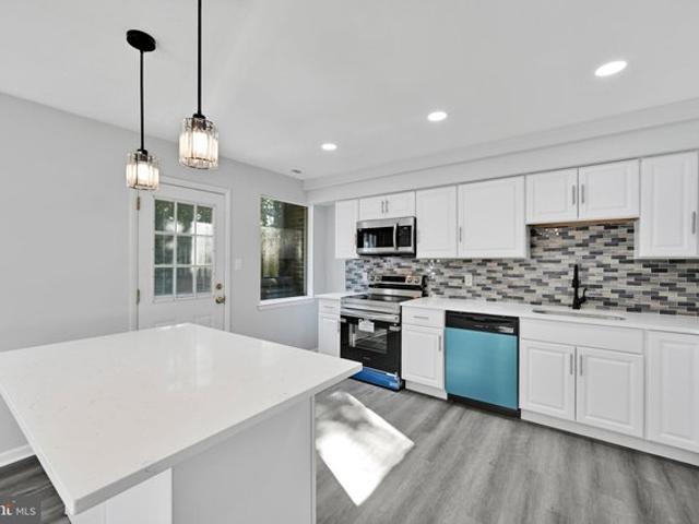 132 Ascot Ct Unit 64, Downingtown, PA 19335