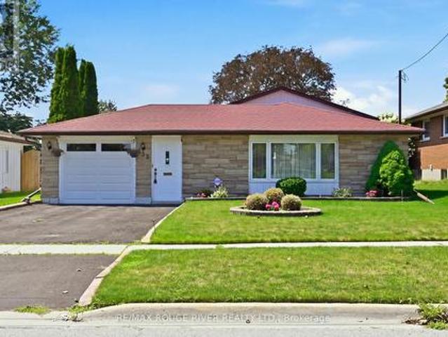 132 Athabasca Street, Oshawa, ON, L1H 7H8 house for sale | Listing ID E13639 | Royal LePage